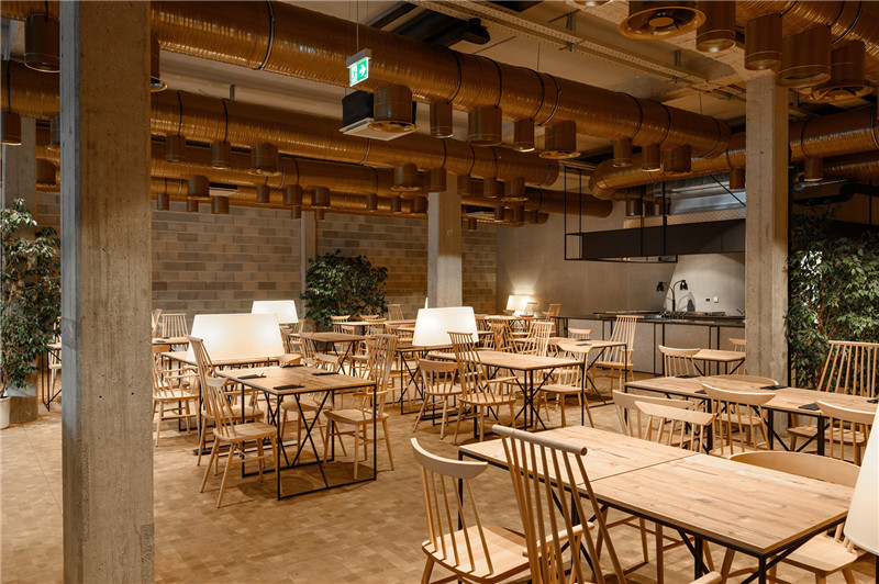 Maestoso酒店餐廳翻新改造設(shè)計案例