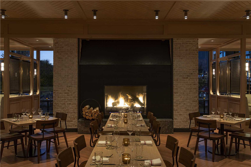 以當(dāng)?shù)匚幕癁殪`感的納什維爾W酒店翻新改造設(shè)計