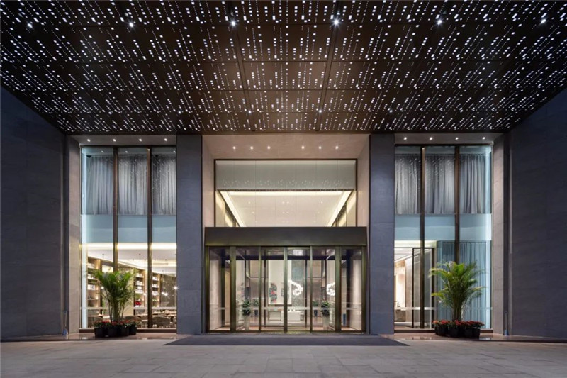 以珠寶為主題的眾恒隆國際酒店設(shè)計(jì)賞析 以珠寶為主題的眾恒隆國際酒店設(shè)計(jì)賞析