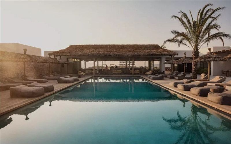 希臘最新詫寂風度假民宿酒店設計案例賞析