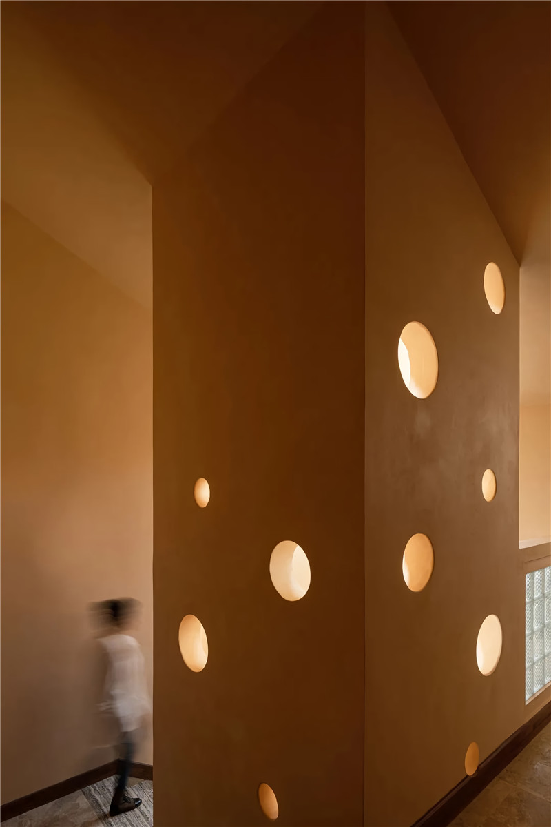 無(wú)風(fēng)格設(shè)計(jì) 瀘沽湖秋山民宿酒店設(shè)計(jì)方案賞析 無(wú)風(fēng)格設(shè)計(jì) 瀘沽湖秋山民宿酒店設(shè)計(jì)方案賞析