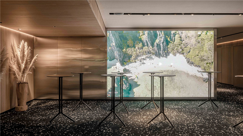 簡(jiǎn)約而實(shí)用的艾米麗酒店會(huì)議廳設(shè)計(jì)方案