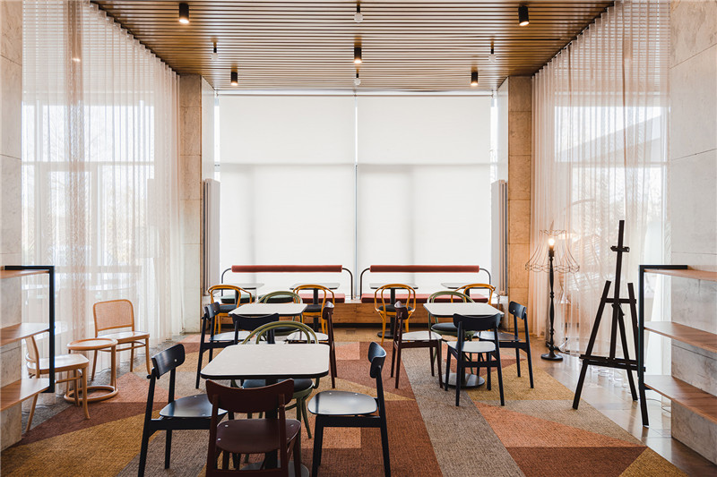 一個以學(xué)生為目標(biāo)受眾的酒店改造設(shè)計案例 一個以學(xué)生為目標(biāo)受眾的酒店改造設(shè)計案例