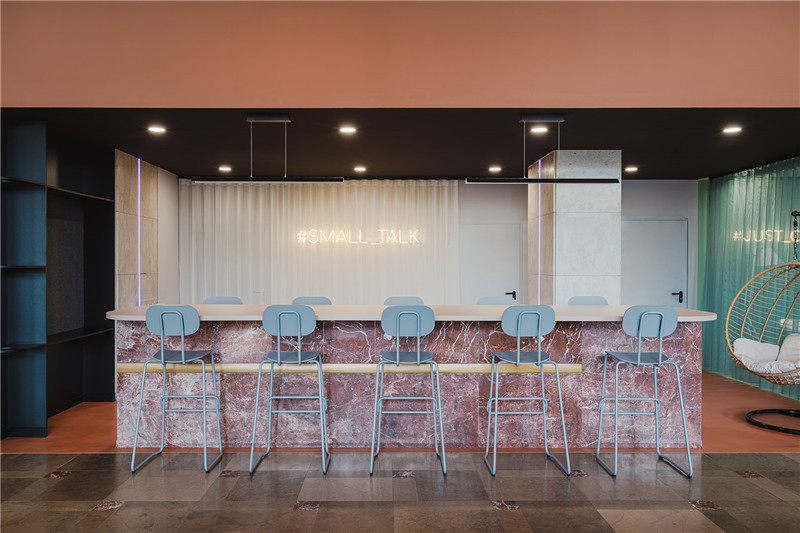 一個以學(xué)生為目標(biāo)受眾的酒店改造設(shè)計案例 一個以學(xué)生為目標(biāo)受眾的酒店改造設(shè)計案例