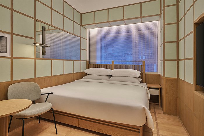 1663159888138786.jpg 166299176398459400_a700xH.jpg