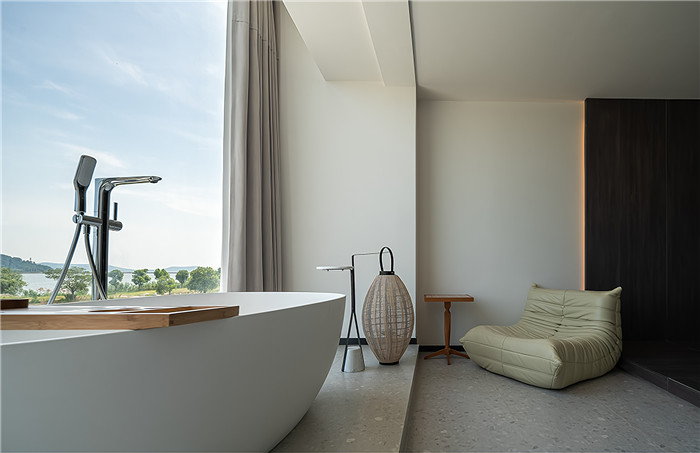 10間房的白色極簡風(fēng)漫心島民宿設(shè)計案例 10間房的白色極簡風(fēng)漫心島民宿設(shè)計案例