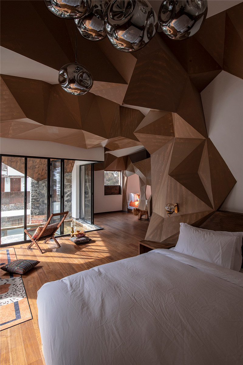 四川康定RGB特色野奢溫泉民宿改造設(shè)計 四川康定RGB特色野奢溫泉民宿改造設(shè)計