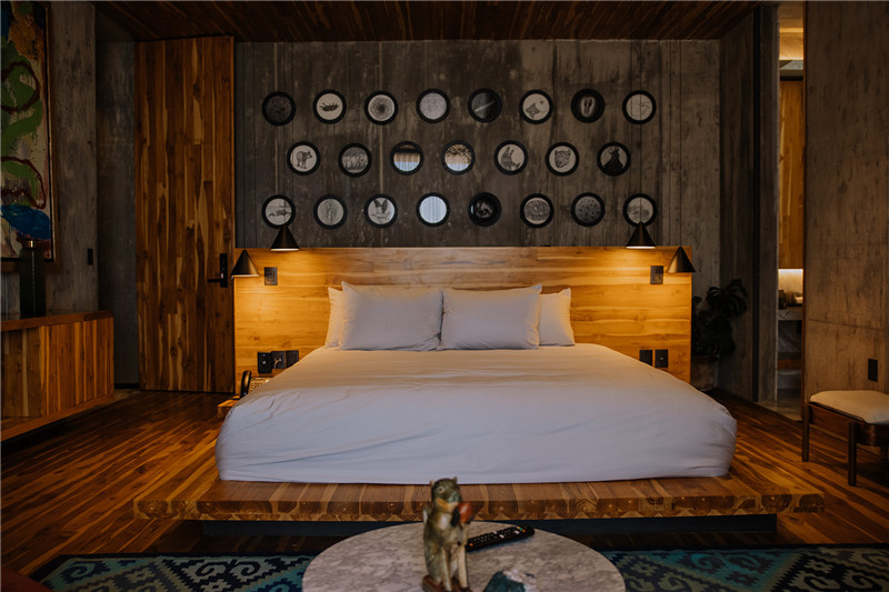 以當(dāng)?shù)刈匀粸橹黝}的弗蕾維亞豪華酒店設(shè)計案例