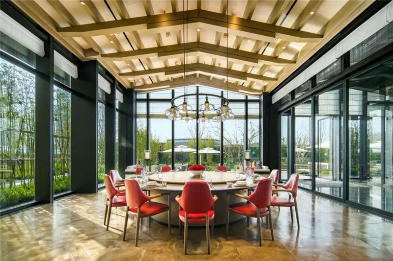 成都本土文化酒店裝修設(shè)計推薦：木棉花酒店設(shè)計