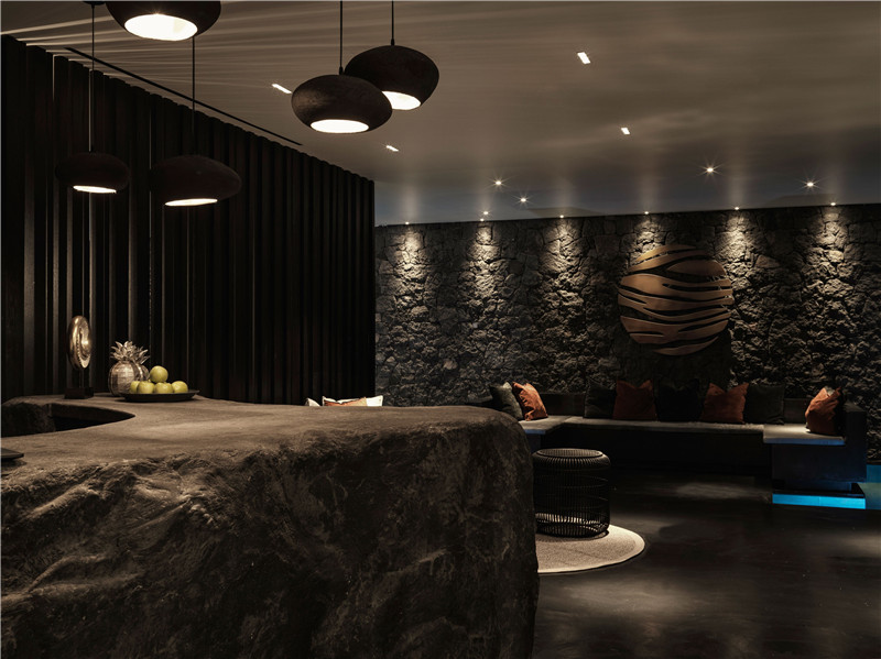 以自然為媒  希臘巖漿度假酒店及水療中心設(shè)計(jì)