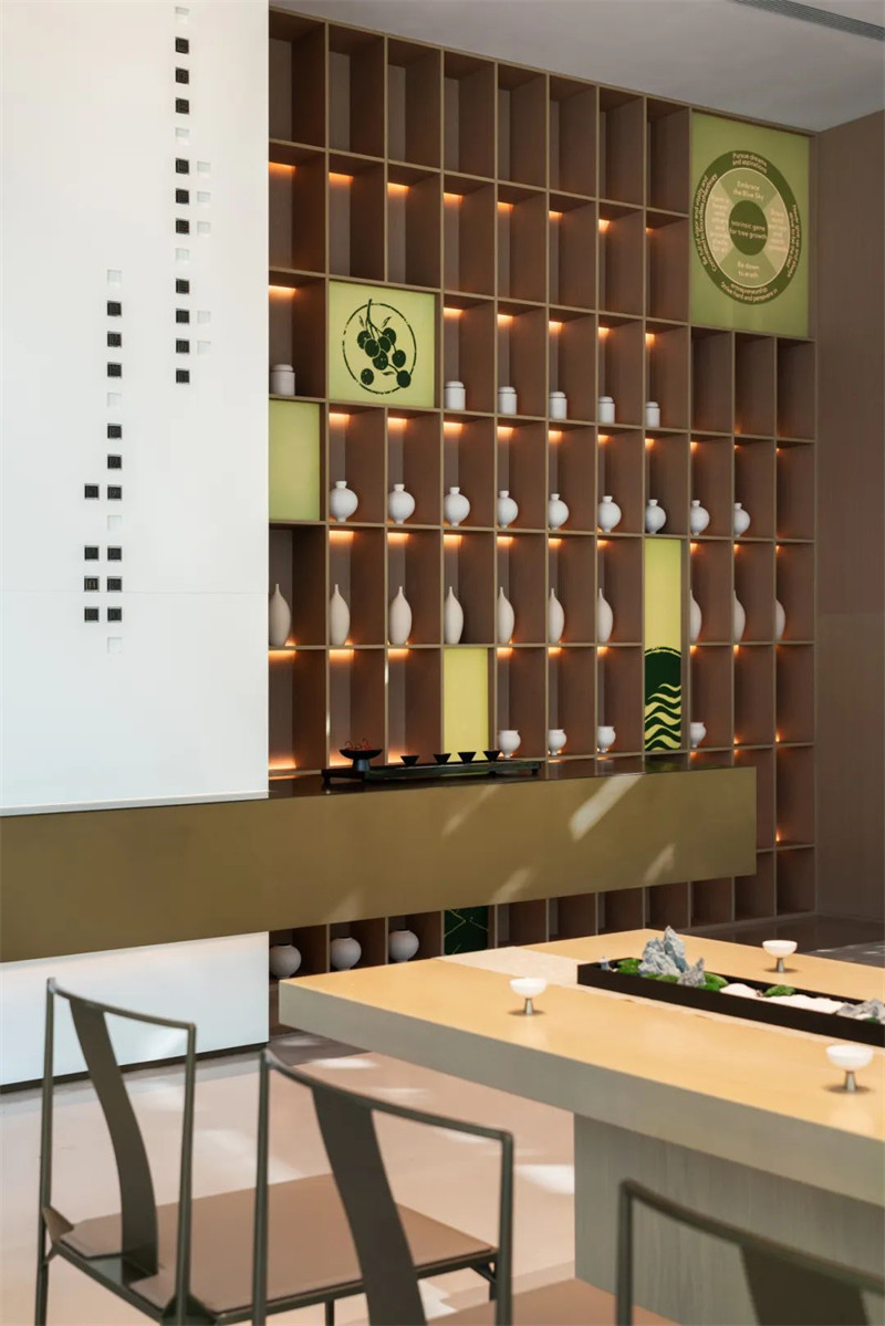 現(xiàn)代綠色自然理念三棵樹(shù)菁英酒店設(shè)計(jì)案例