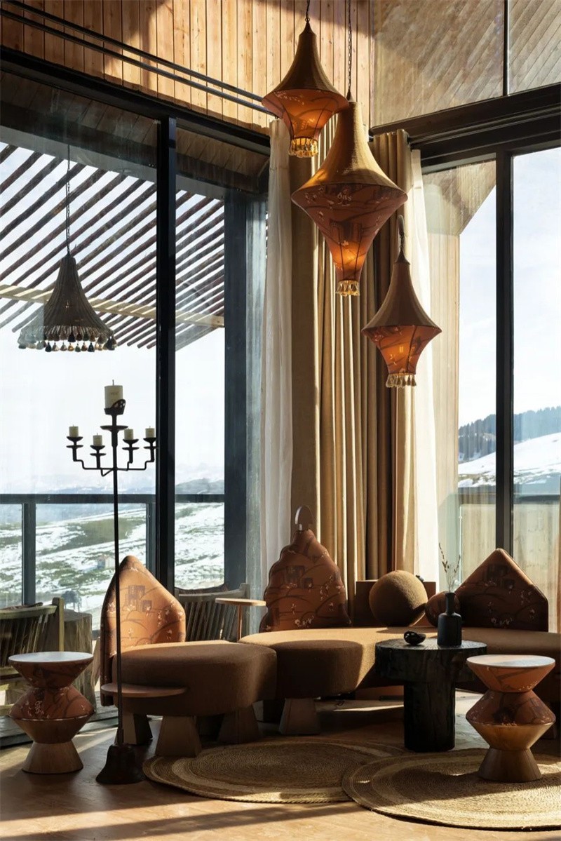 雪山牧歌  喀拉峻花間營(yíng)·云馳谷民宿酒店設(shè)計(jì)