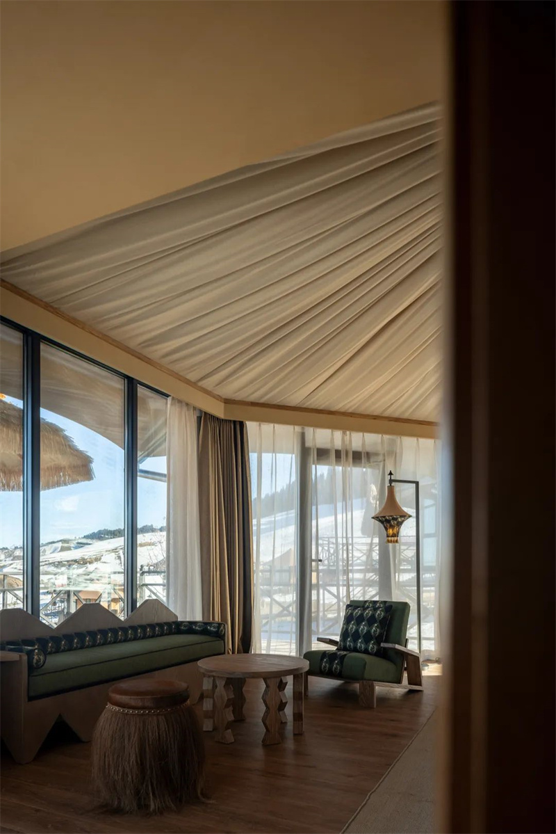 雪山牧歌  喀拉峻花間營(yíng)·云馳谷民宿酒店設(shè)計(jì)