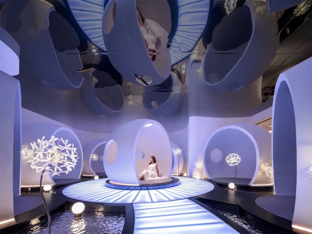 迎合Z時(shí)代審美  42度休閑溫泉洗浴酒店設(shè)計(jì)