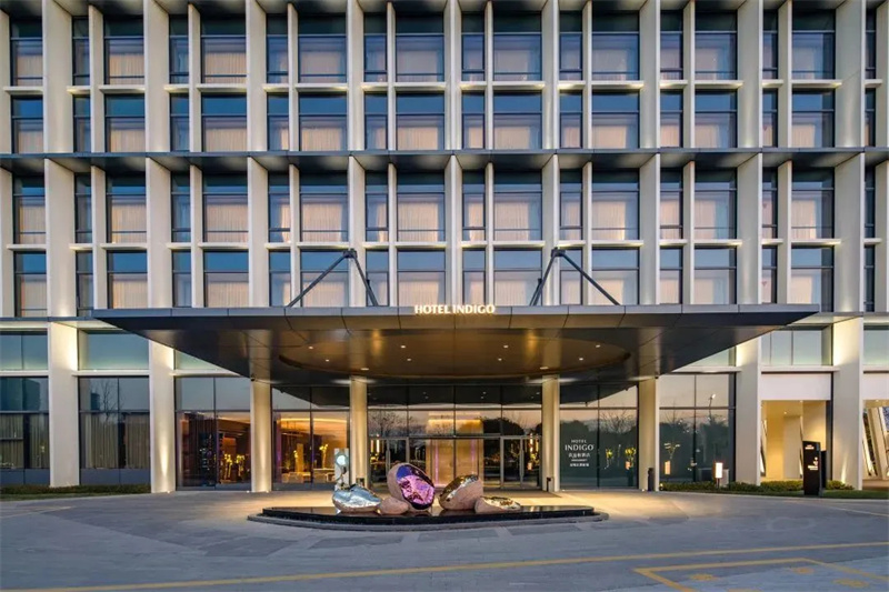 以江南水城為靈感的無(wú)錫太湖新城英迪格酒店設(shè)計(jì)