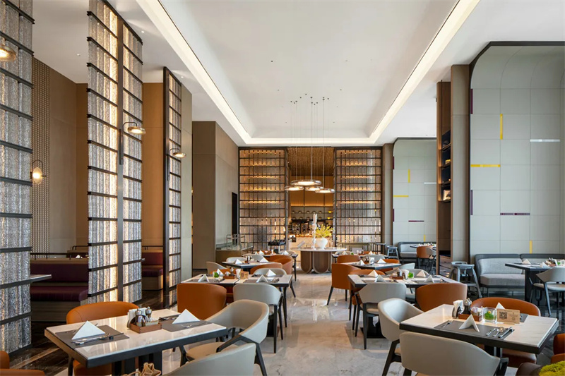 現(xiàn)代商務休閑度假 濟南潤華皇冠假日酒店設計 現(xiàn)代商務休閑度假 濟南潤華皇冠假日酒店設計