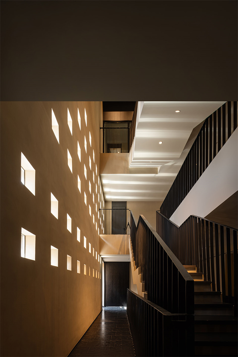 1731415385119430.jpg 11484599_vsszan190982111116537.jpg