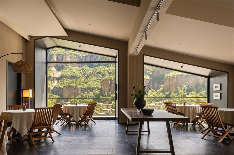 1731415466116215.jpg 大境設(shè)計(jì)專業(yè)酒店設(shè)計(jì)公司